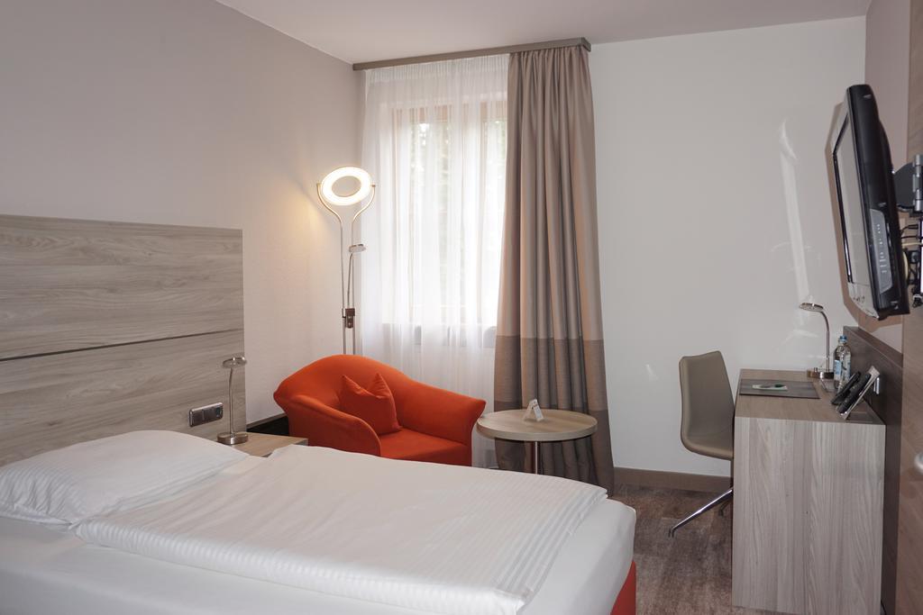 Kastanienhof Hotel 4*
